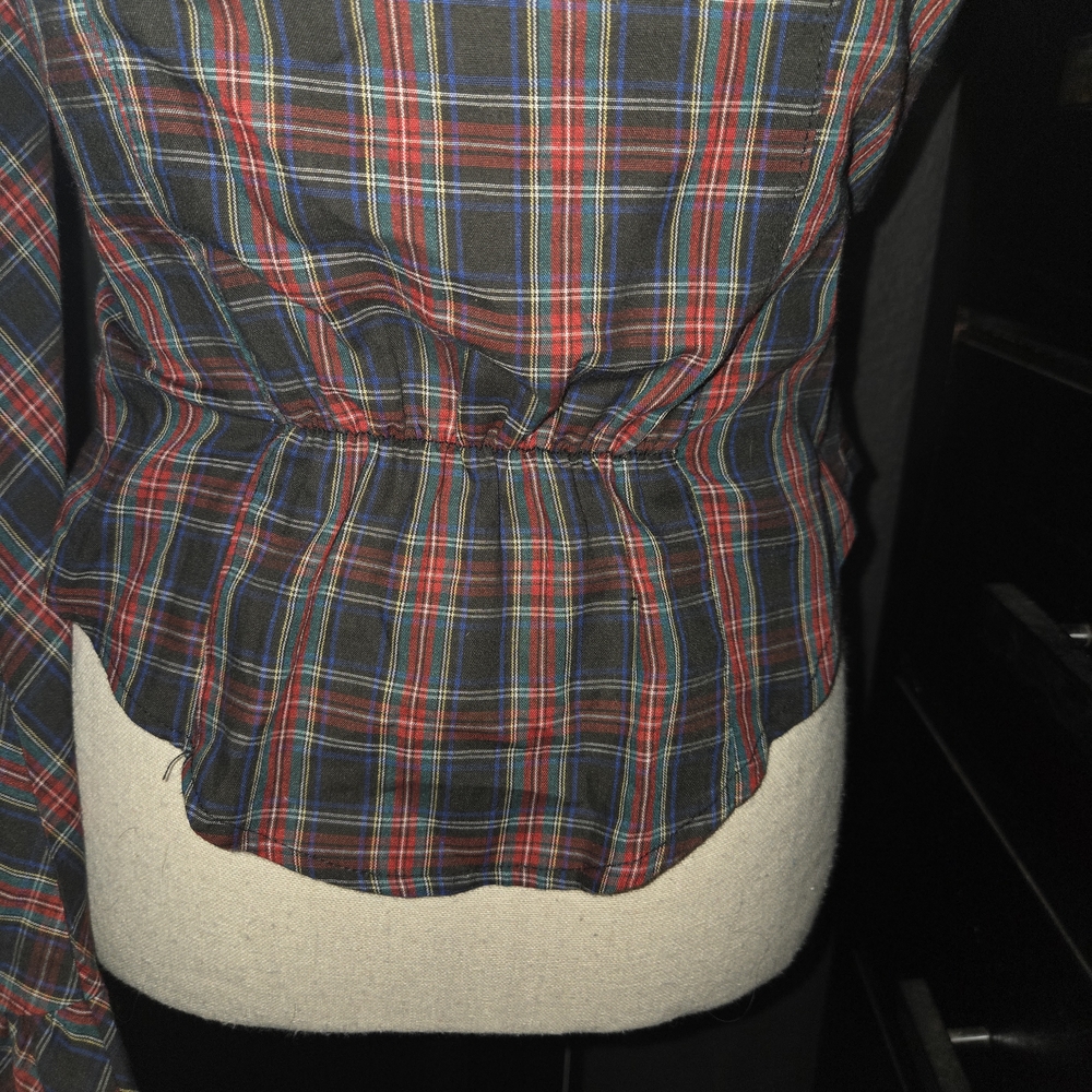 Diane Gilman Plaid Blouse with Red Accents - Picture 7 of 9